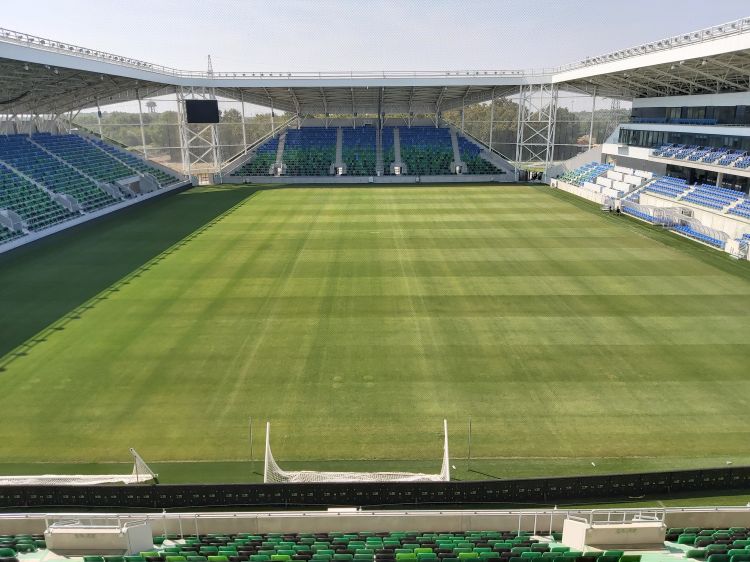 stadion-ures.jpg