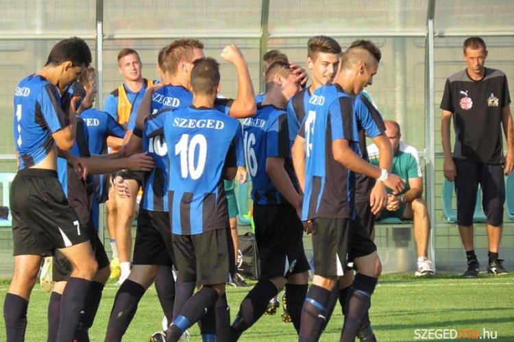 szeged-2011-momor41-gs.jpg