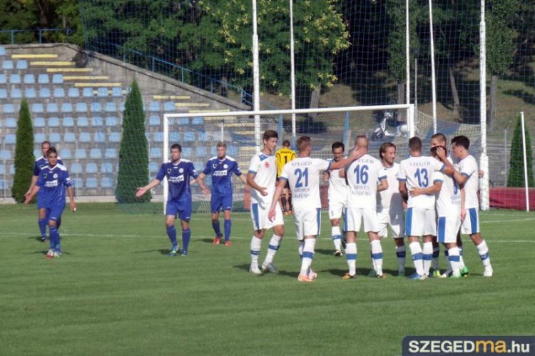 tatabanya-szeged2011ga-008.jpg