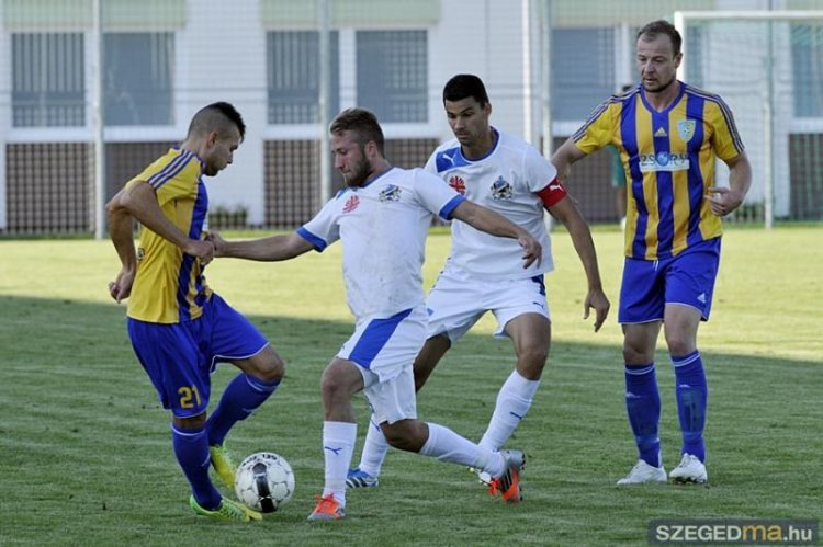 szeged2011-mezokivesd-mj017.jpg