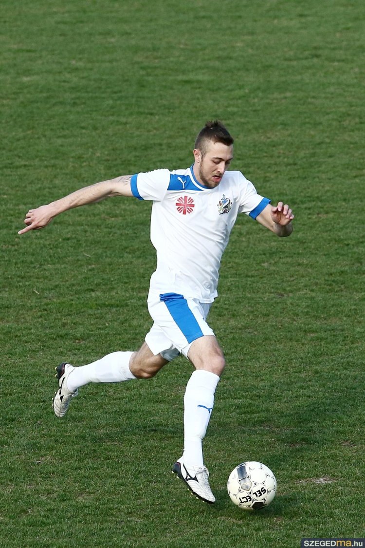 szeged2011-gyirmot08-gs.jpg
