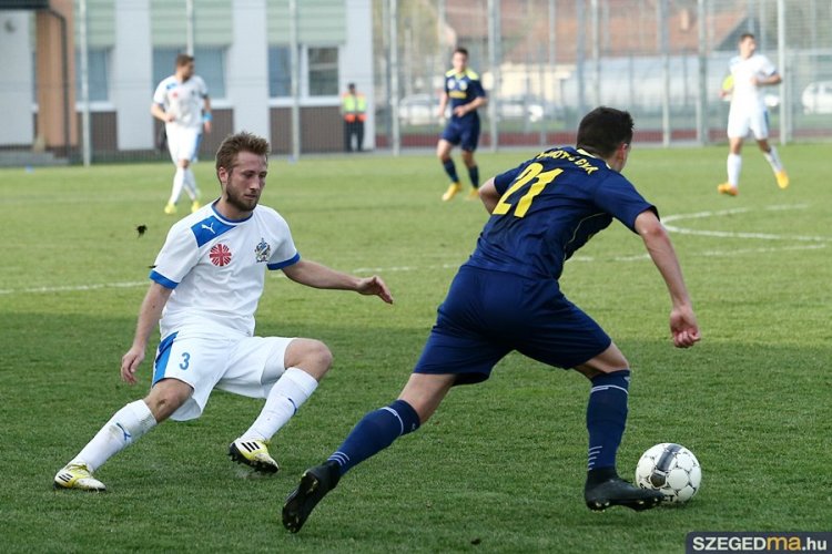 szeged2011-gyirmot36-gs.jpg