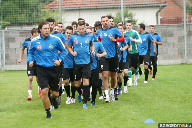 szeged-2011-felkeszules08-gs.jpg