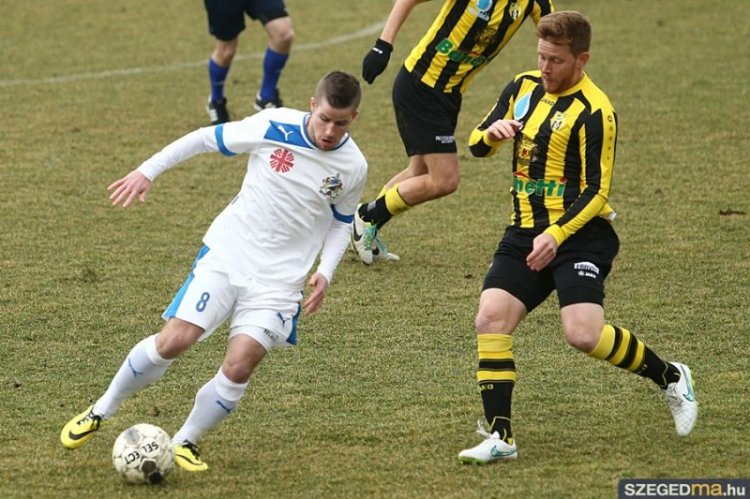 szeged-2011-soroksar11-gs.jpg